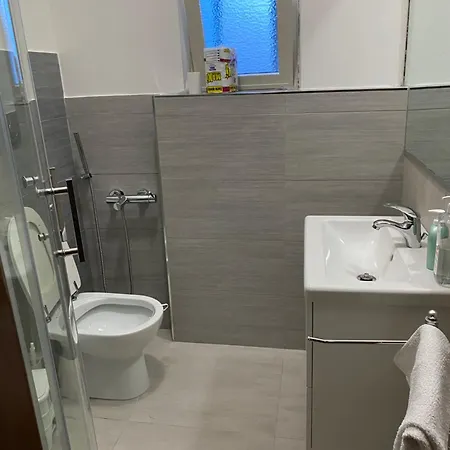 Δωμάτια σε οικογενειακή κατοικία Panorama *